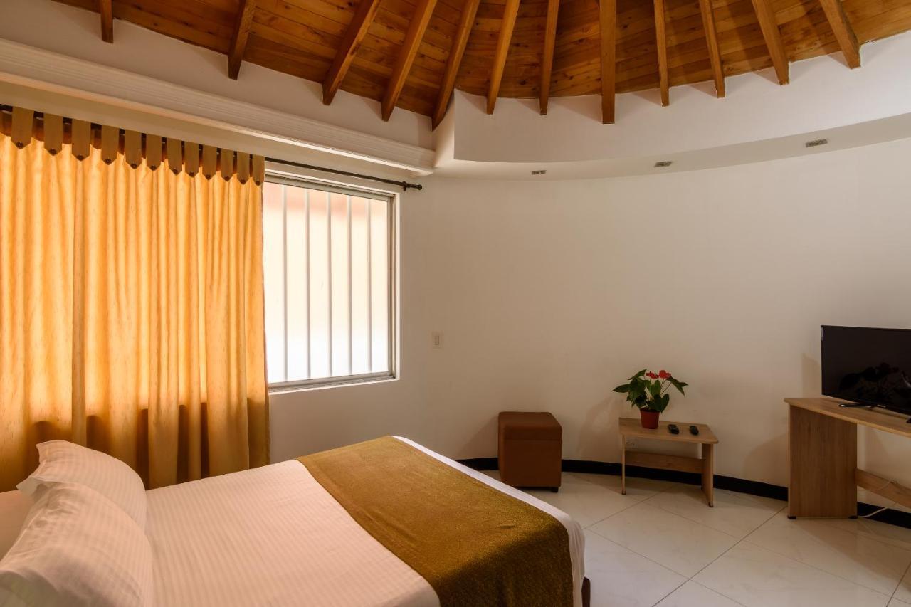 Like Home Hotel Boutique מדיין מראה חיצוני תמונה